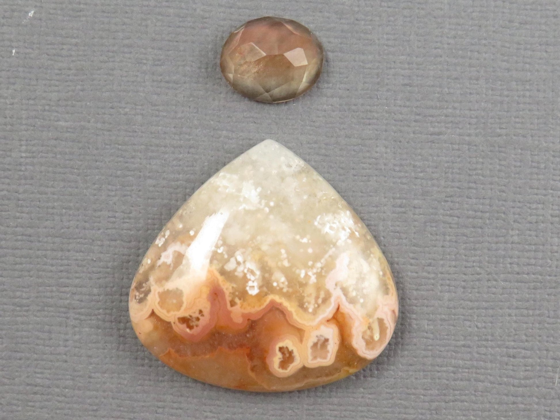 Oregon Sunstone, Crazy Lace Agate Cabochon Pear | 11–28mm | 2-Stone Lot | Oregon, USA and Indonesia | SET126 - Gem Enthusiast