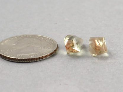 Oregon Sunstone | Faceted Swirl Briolette Pair | 14mm length | USA | OSB112 - Gem Enthusiast