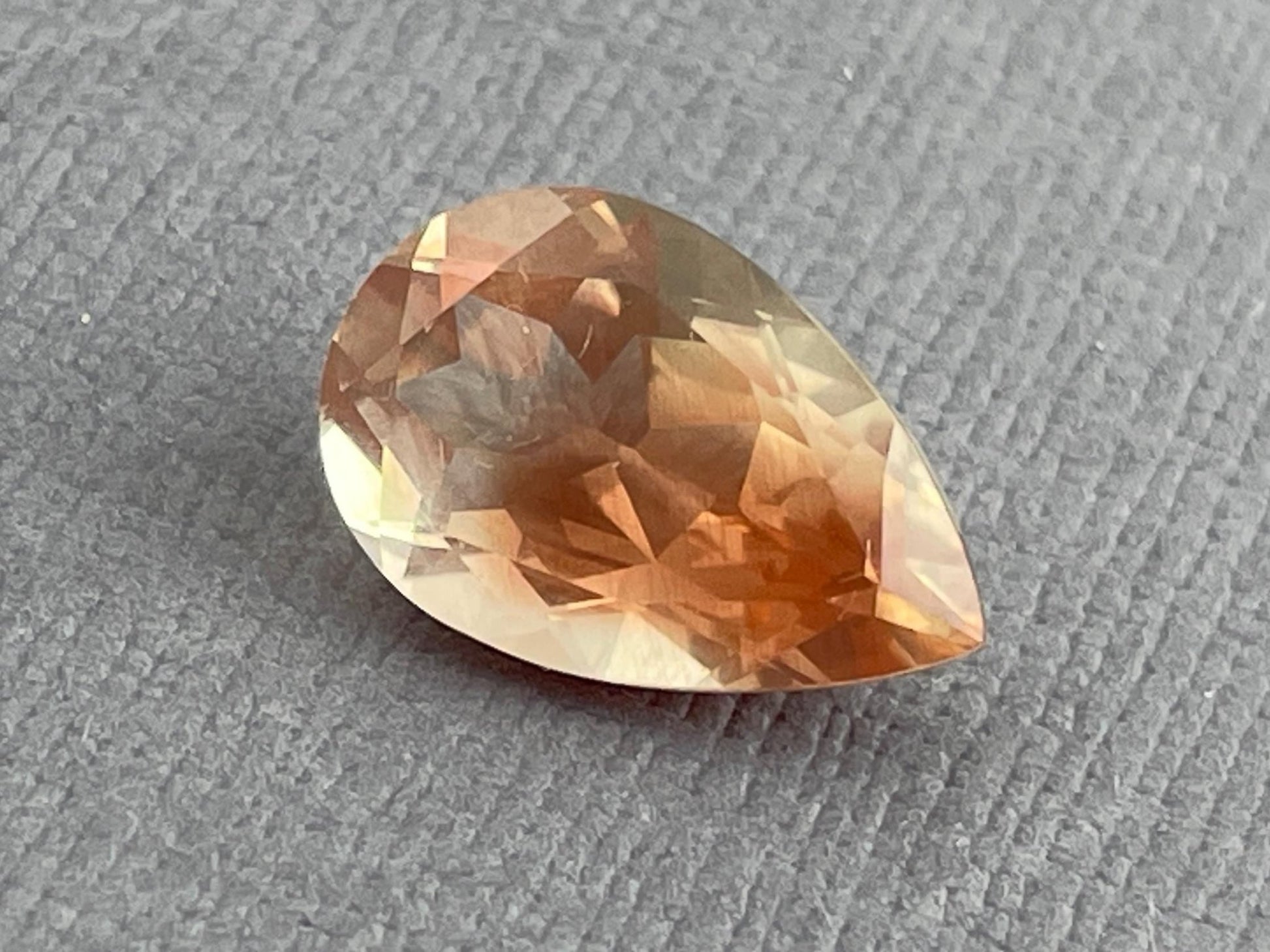 Oregon Sunstone Pear Gemstone | 14x9 mm | 4 carats | OSF187 - Oregon Sunstone - Gem Enthusiast