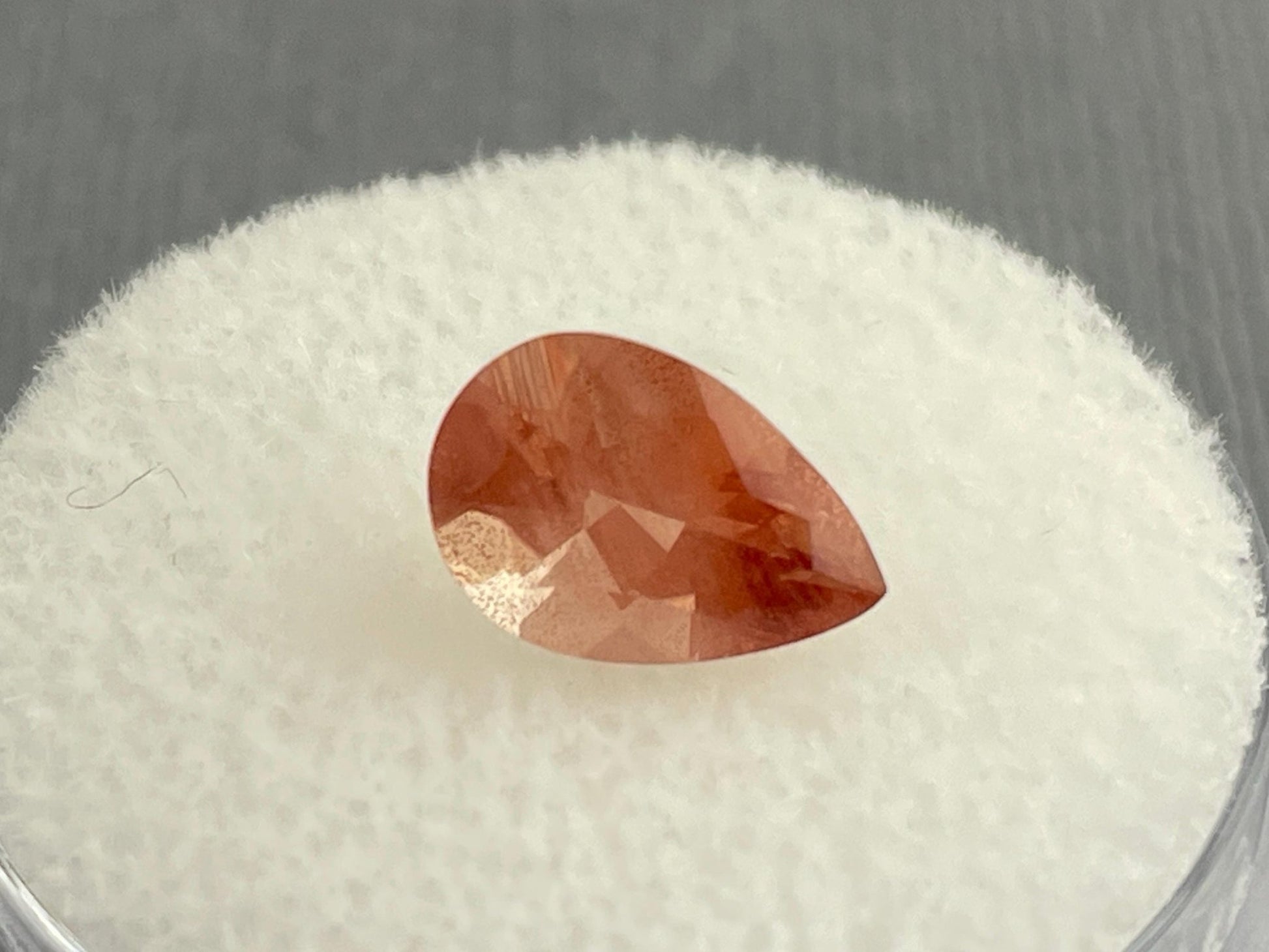 Oregon Sunstone Pear Gemstone with Schiller | 1.42 carats | OSF190 - Oregon Sunstone - Gem Enthusiast