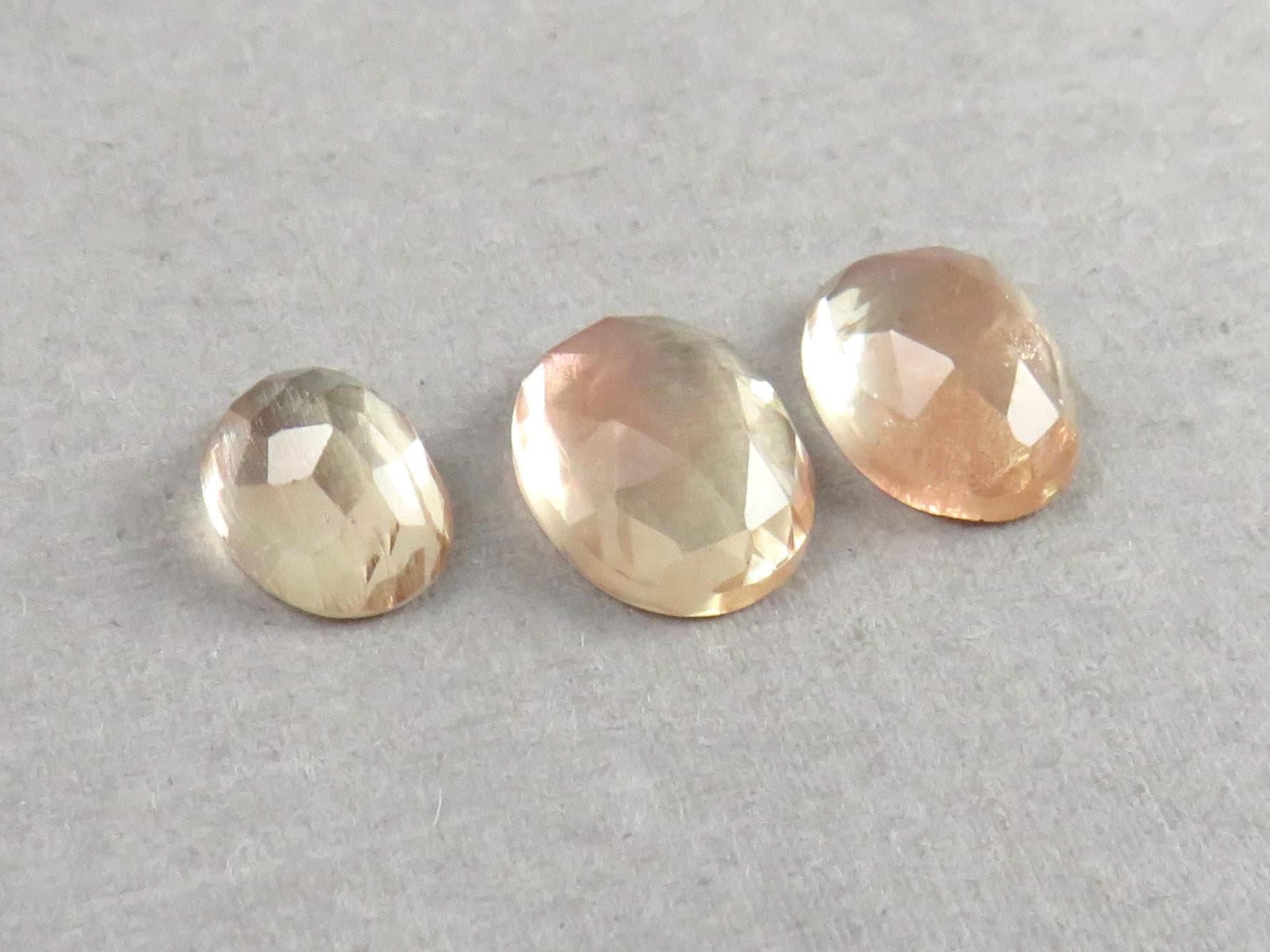 Oregon Sunstone Rose Cut Oval | 9 - 11mm, 7.55ct | 3 - Stone Lot | Sun Crystal, Oregon USA | OSR115 - Gem Enthusiast
