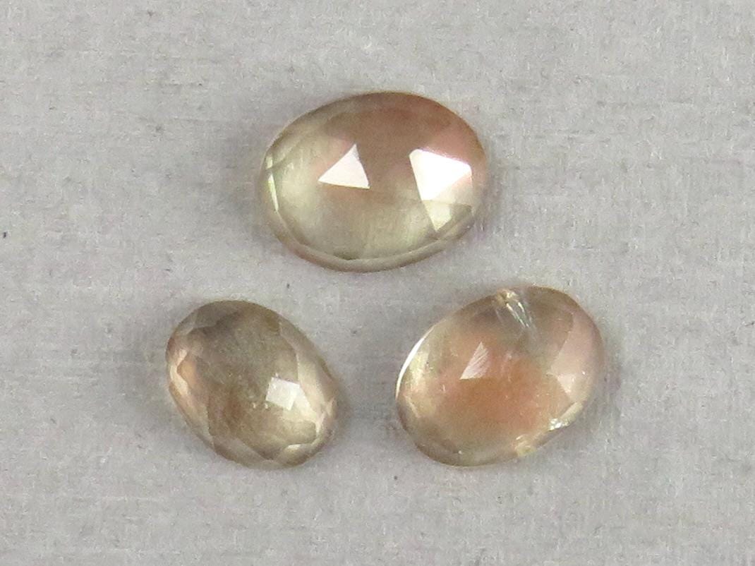 Oregon Sunstone Rose Cut Oval | 9 - 11mm, 7.55ct | 3 - Stone Lot | Sun Crystal, Oregon USA | OSR115 - Gem Enthusiast