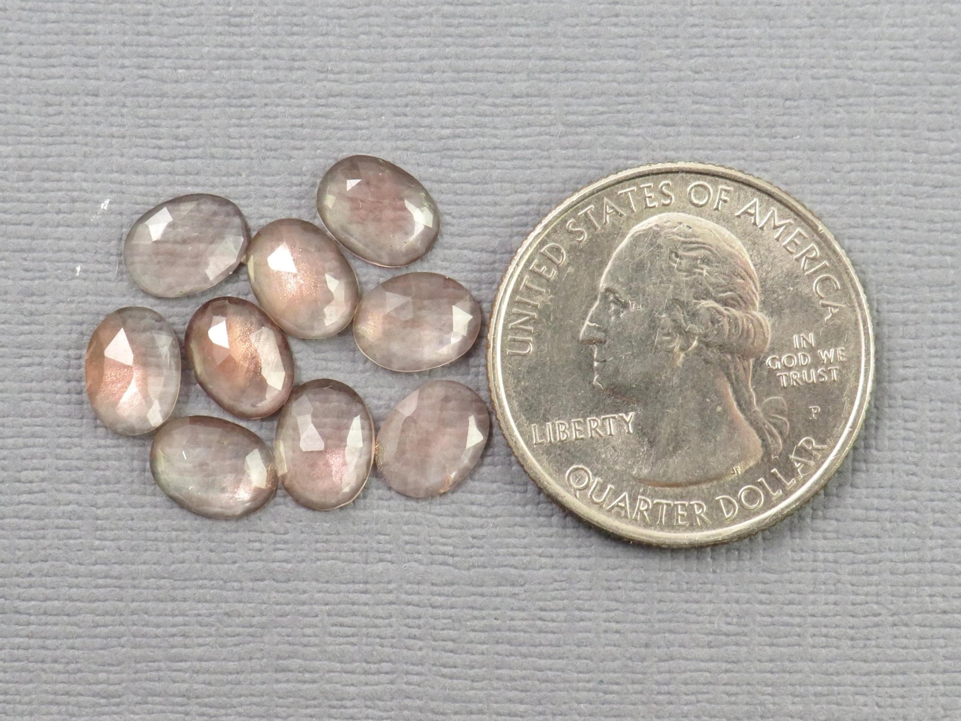 Oregon Sunstone Rose Cut Oval Gemstone Lots | 8x6mm, 7ct | Oregon, USA | Peach with Schiller | OSR141 - Gem Enthusiast