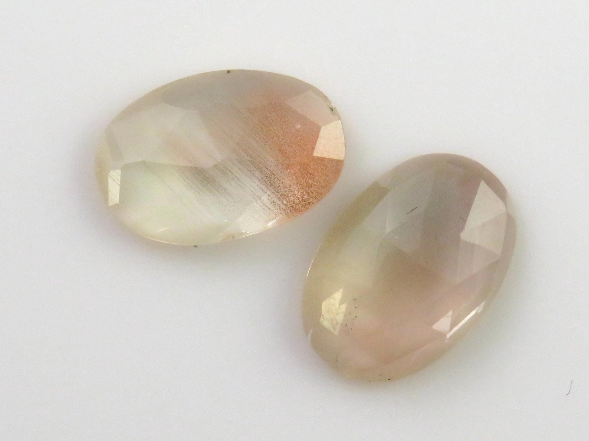 Oregon Sunstone - Rose Cut Oval Pair | USA Gemstone | 17mm | OSR139 - Gem Enthusiast