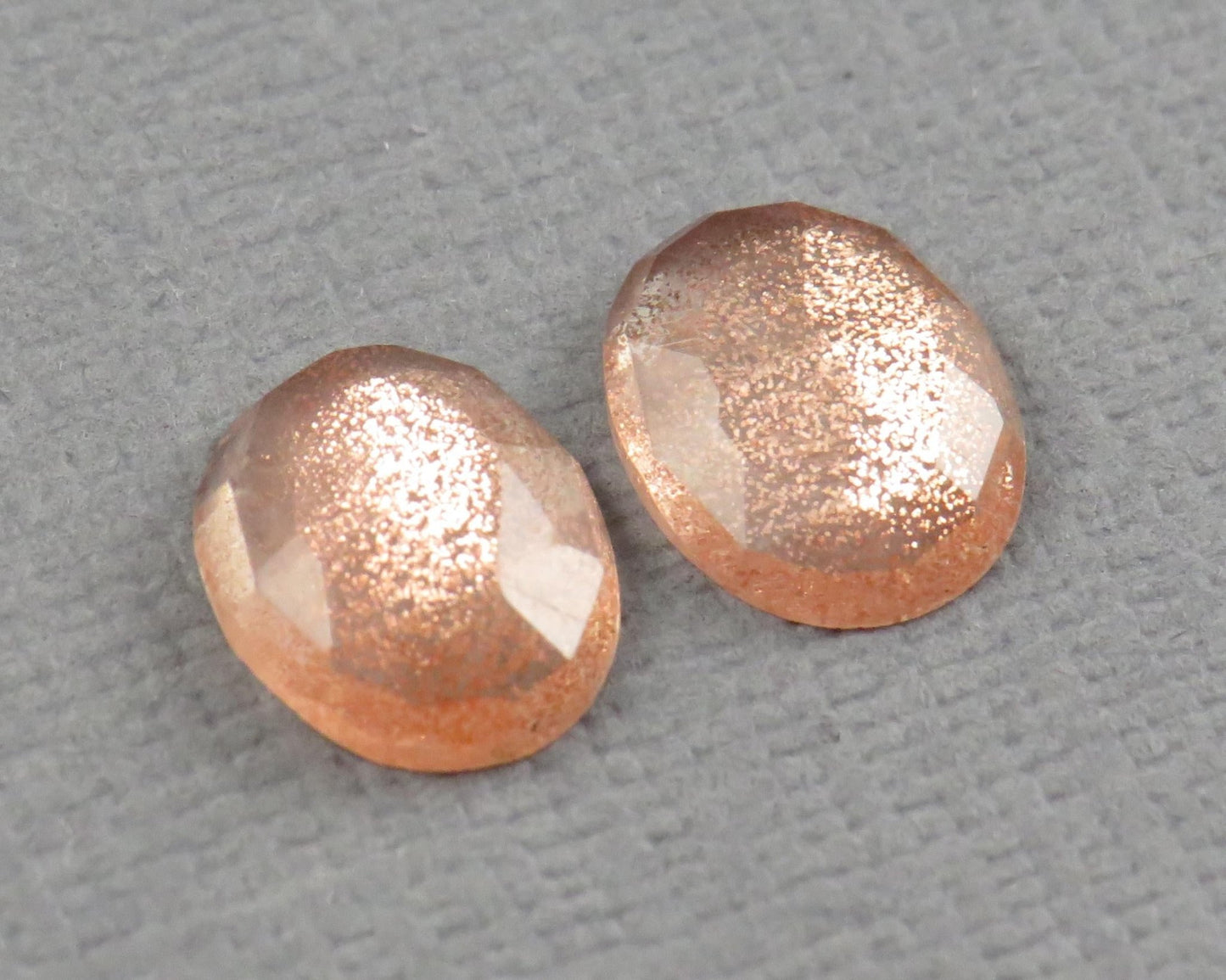 Oregon Sunstone Rose Cut | Plush Sunstone | 9x7mm, 2.45ct | Oregon USA | OSR112 - Gem Enthusiast