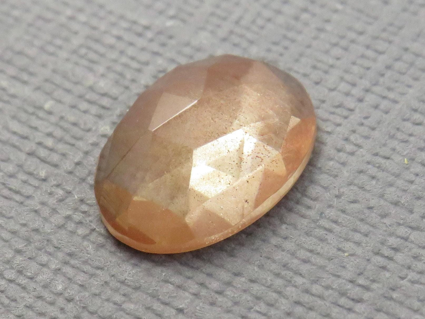 Oregon Sunstone - Rose Cut Rose Cut Oval | Plush diamond | 12.7x9.3mm, 3.3ct | Oregon, USA | OSR124 - Gem Enthusiast