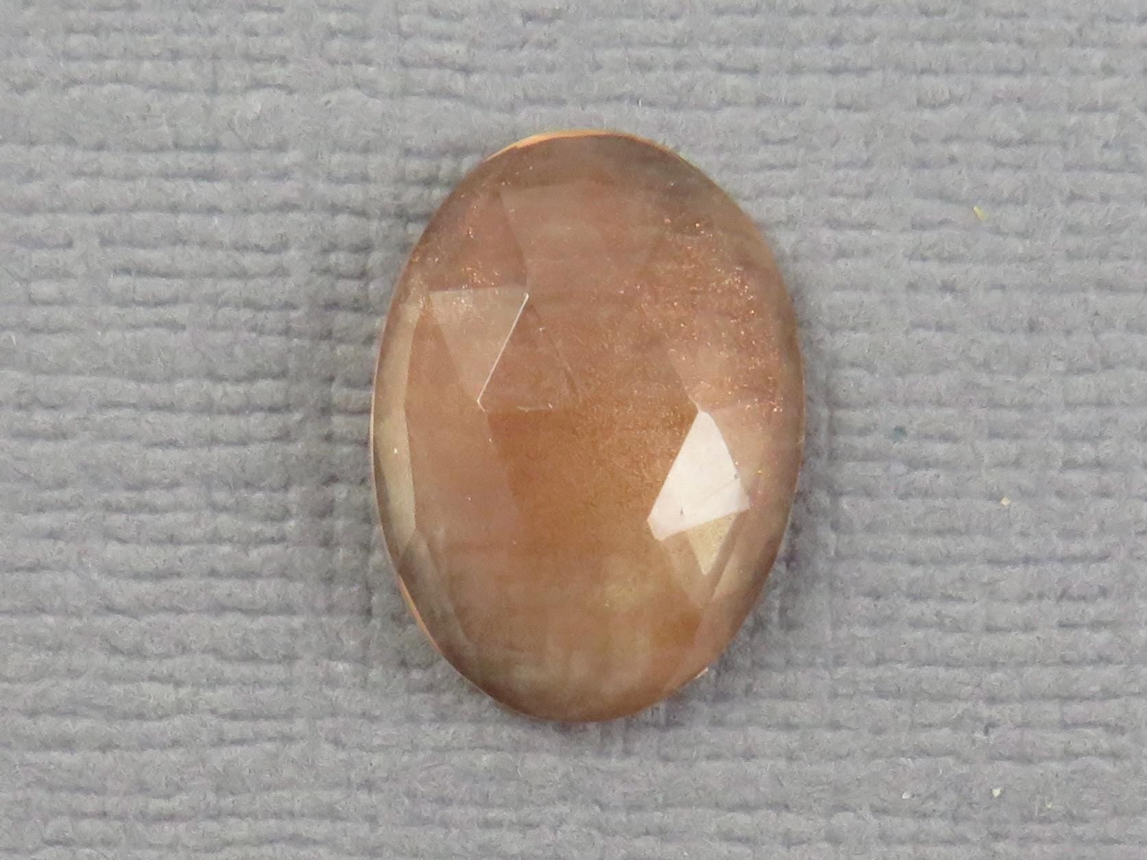 Oregon Sunstone - Rose Cut Rose Cut Oval | Plush diamond | 12.7x9.3mm, 3.3ct | Oregon, USA | OSR124 - Gem Enthusiast
