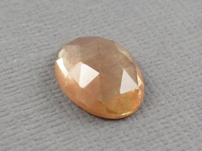Oregon Sunstone - Rose Cut Rose Cut Oval | Plush diamond | 12.7x9.3mm, 3.3ct | Oregon, USA | OSR124 - Gem Enthusiast