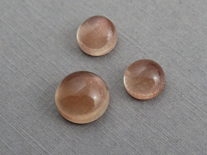 Oregon Sunstones Cabochon Set | 7mm pair and 9mm single Round Gemstones | 5.7 carats | OSC331 - Gem Enthusiast