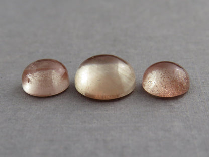 Oregon Sunstones Cabochon Set | 7mm pair and 9mm single Round Gemstones | 5.7 carats | OSC331 - Gem Enthusiast