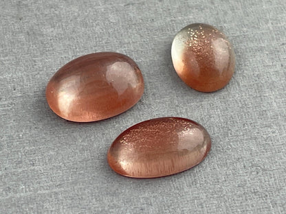 Oregon Sunstones Oval Cabochon Lot | 6.6 carats | OSC303 - Oregon Sunstone - Gem Enthusiast