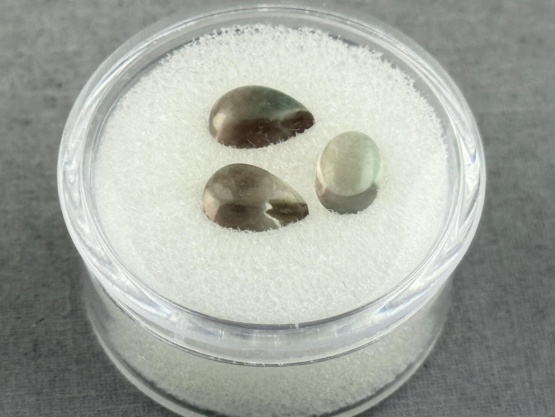 Oregon Sunstones Pear Cabochon Lot | Ethically Sourced | 2.67 carats | OSC307 - Gem Enthusiast