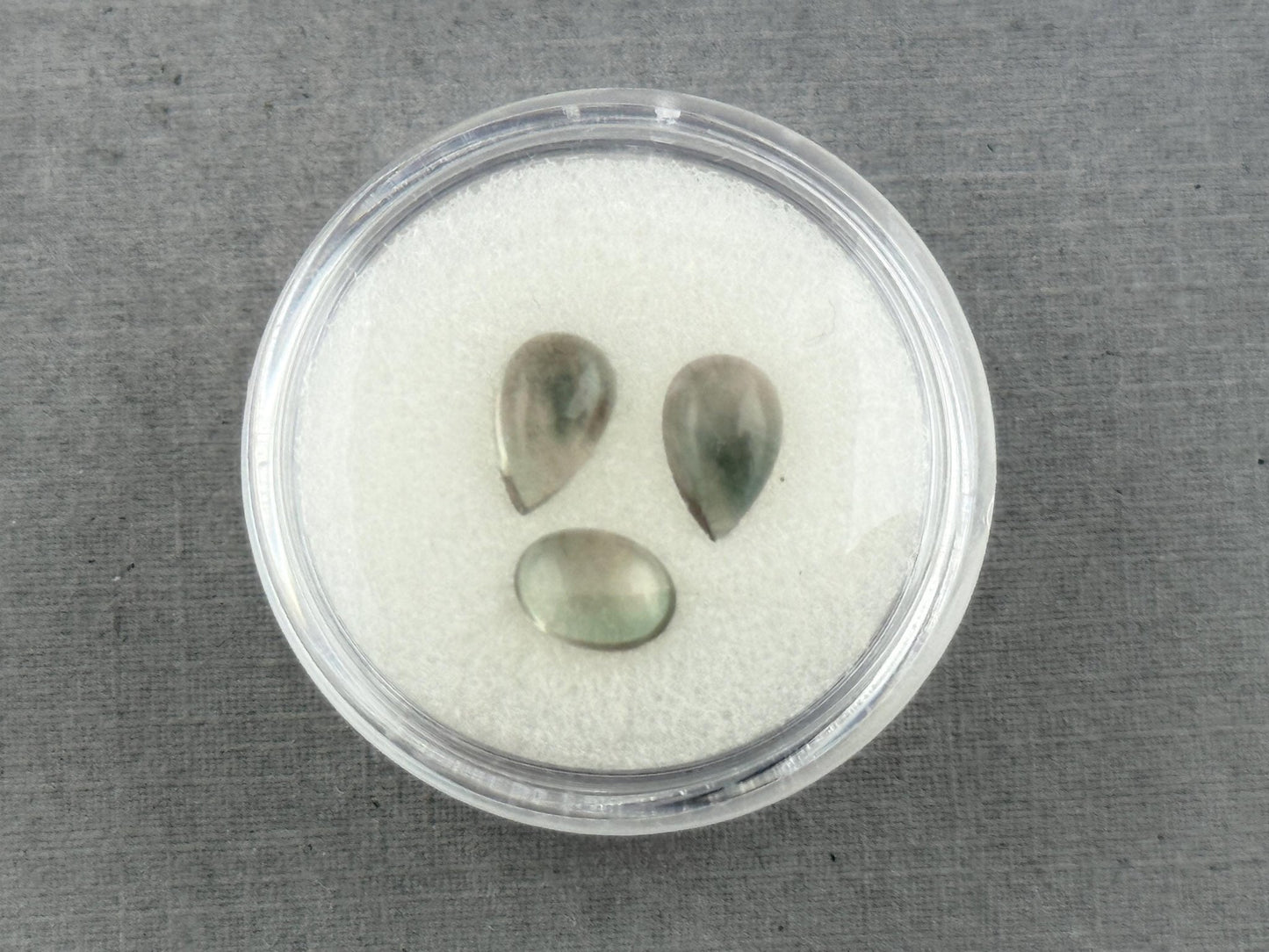 Oregon Sunstones Pear Cabochon Lot | Ethically Sourced | 2.67 carats | OSC307 - Gem Enthusiast