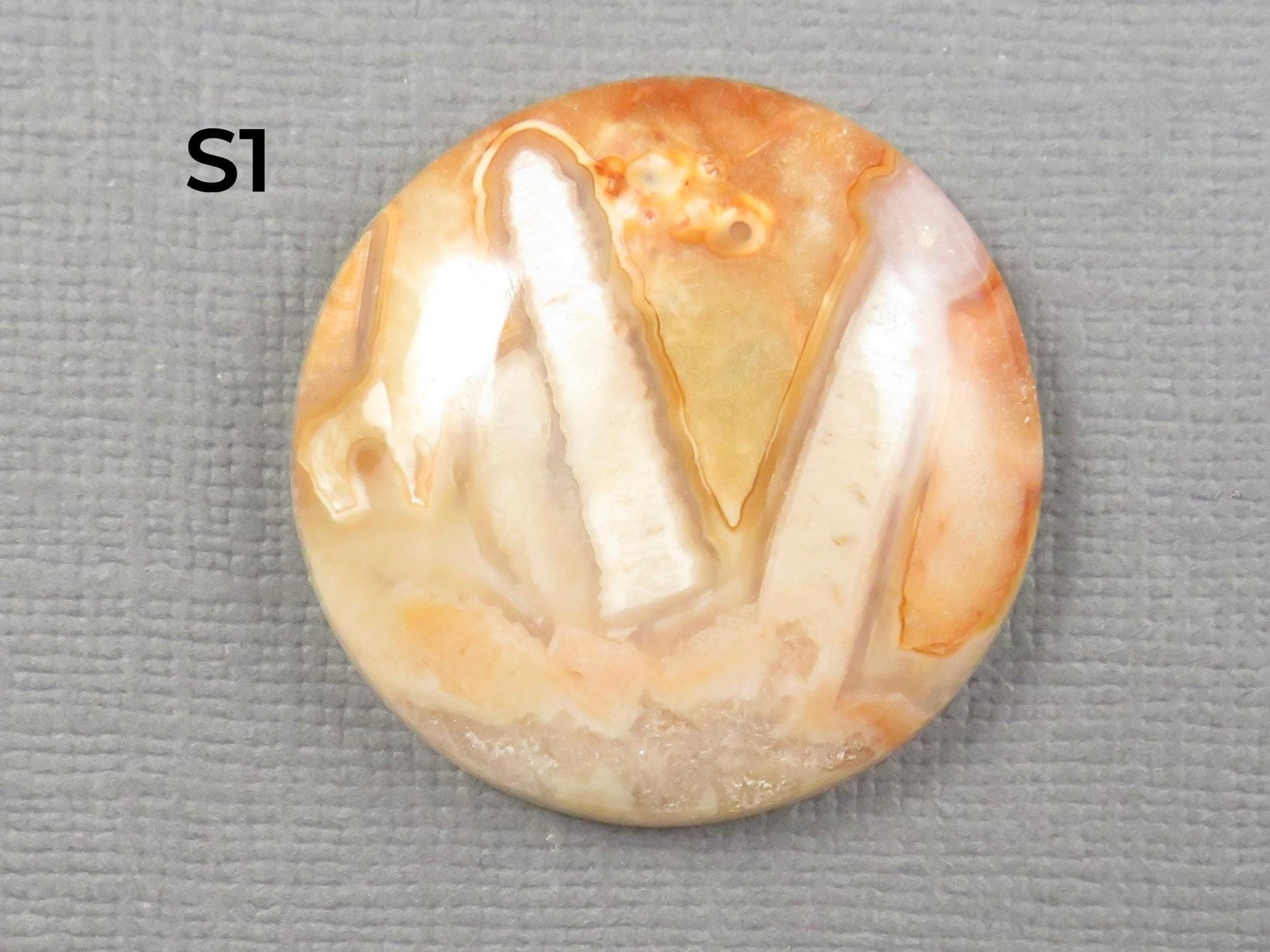 Peach Lace Agate Cabochon | 27–36mm, avg 32ct | Per Stone | Indonesia | AG393 - Gem Enthusiast