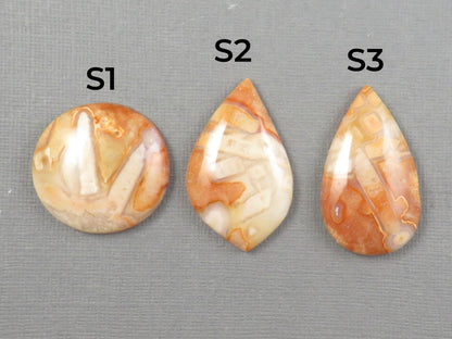 Peach Lace Agate Cabochon | 27–36mm, avg 32ct | Per Stone | Indonesia | AG393 - Gem Enthusiast