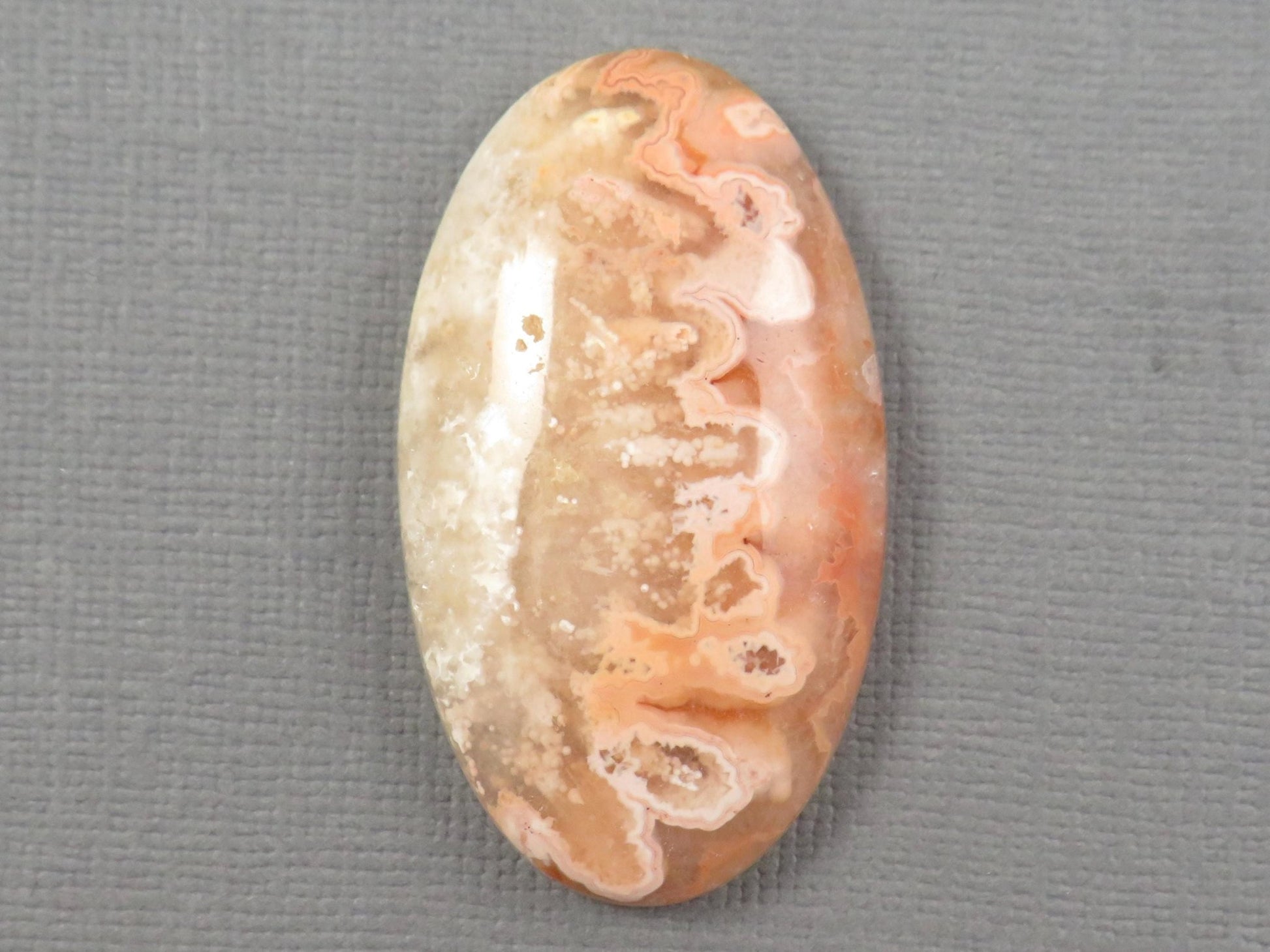 Peach Lace Agate Cabochon Oval | 39x23mm, 47ct | Indonesia | AG398 - Gem Enthusiast