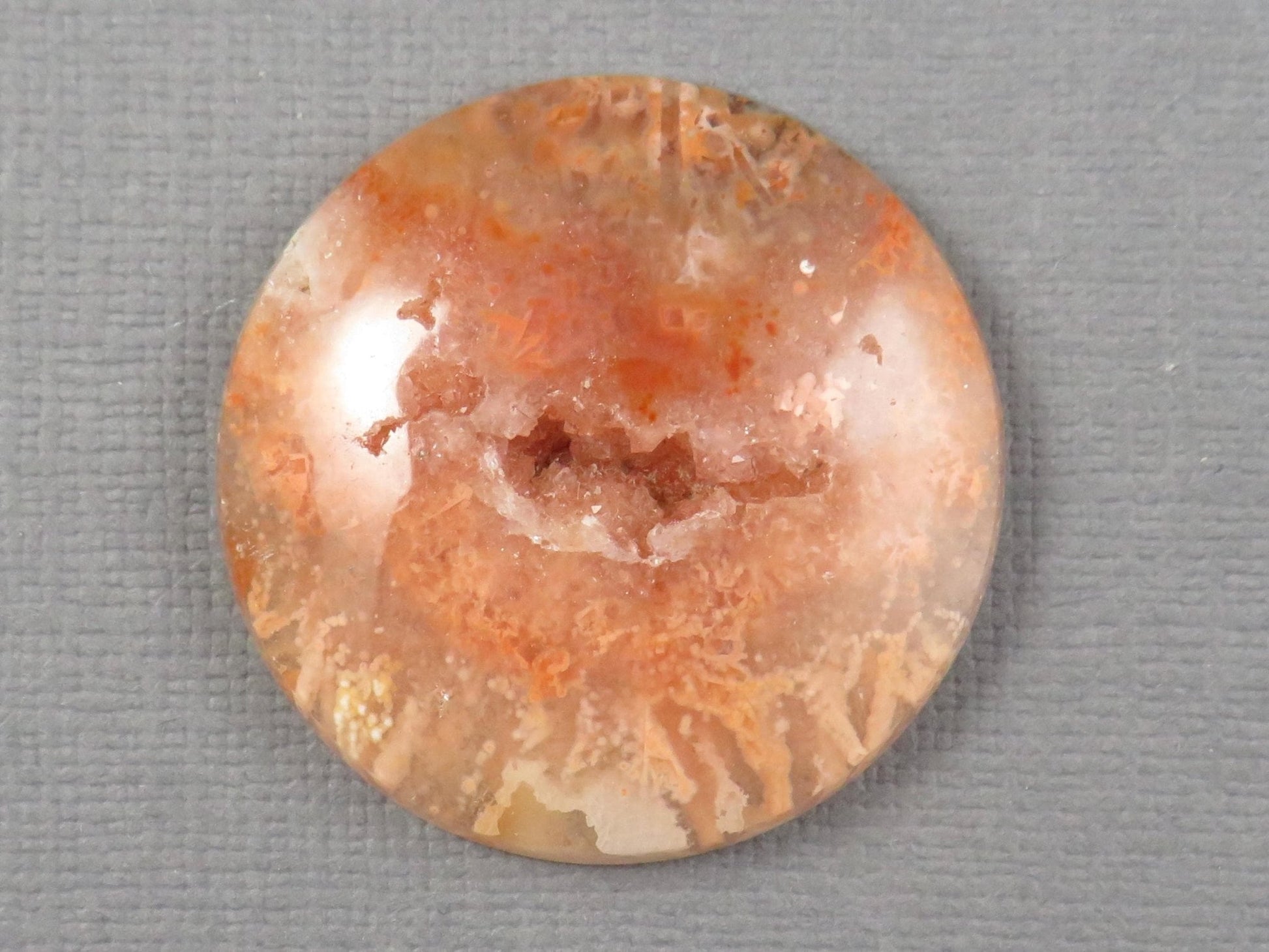 Peach Lace Agate Cabochon Round | 31.5x31.5mm, 47ct | Indonesia | AG397 - Gem Enthusiast