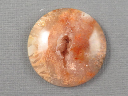 Peach Lace Agate Cabochon Round | 31.5x31.5mm, 47ct | Indonesia | AG397 - Gem Enthusiast