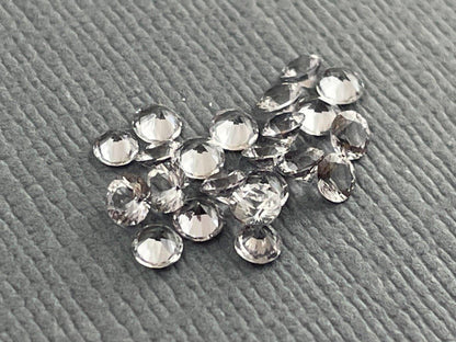 Platinum Natural Spinel Round | 2.5mm or 3mm | Mozambique Gemstone - Gem Enthusiast