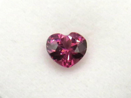 Rhodolite Garnet | Faceted Heart | Tanzania | GR104 - Gem Enthusiast