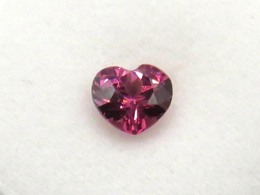 Rhodolite Garnet | Faceted Heart | Tanzania | GR104 - Gem Enthusiast