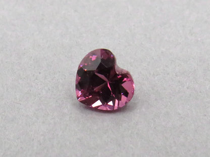 Rhodolite Garnet | Faceted Heart | Tanzania | GR104 - Gem Enthusiast