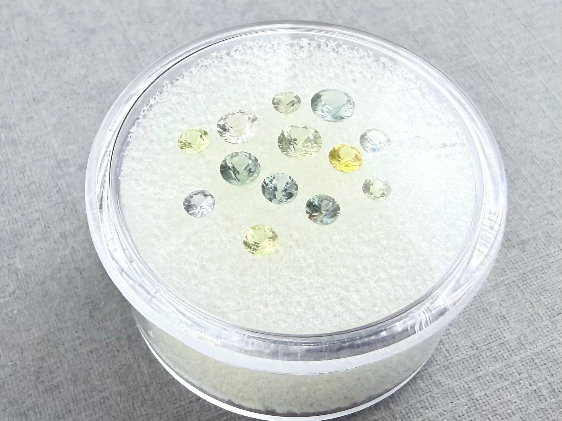 Sapphire Faceted Lot | 2.3mm to 3.3mm | Yellow, Blue, Green Gemstones | 1.38 carats | SF127 - 2 - Gem Enthusiast