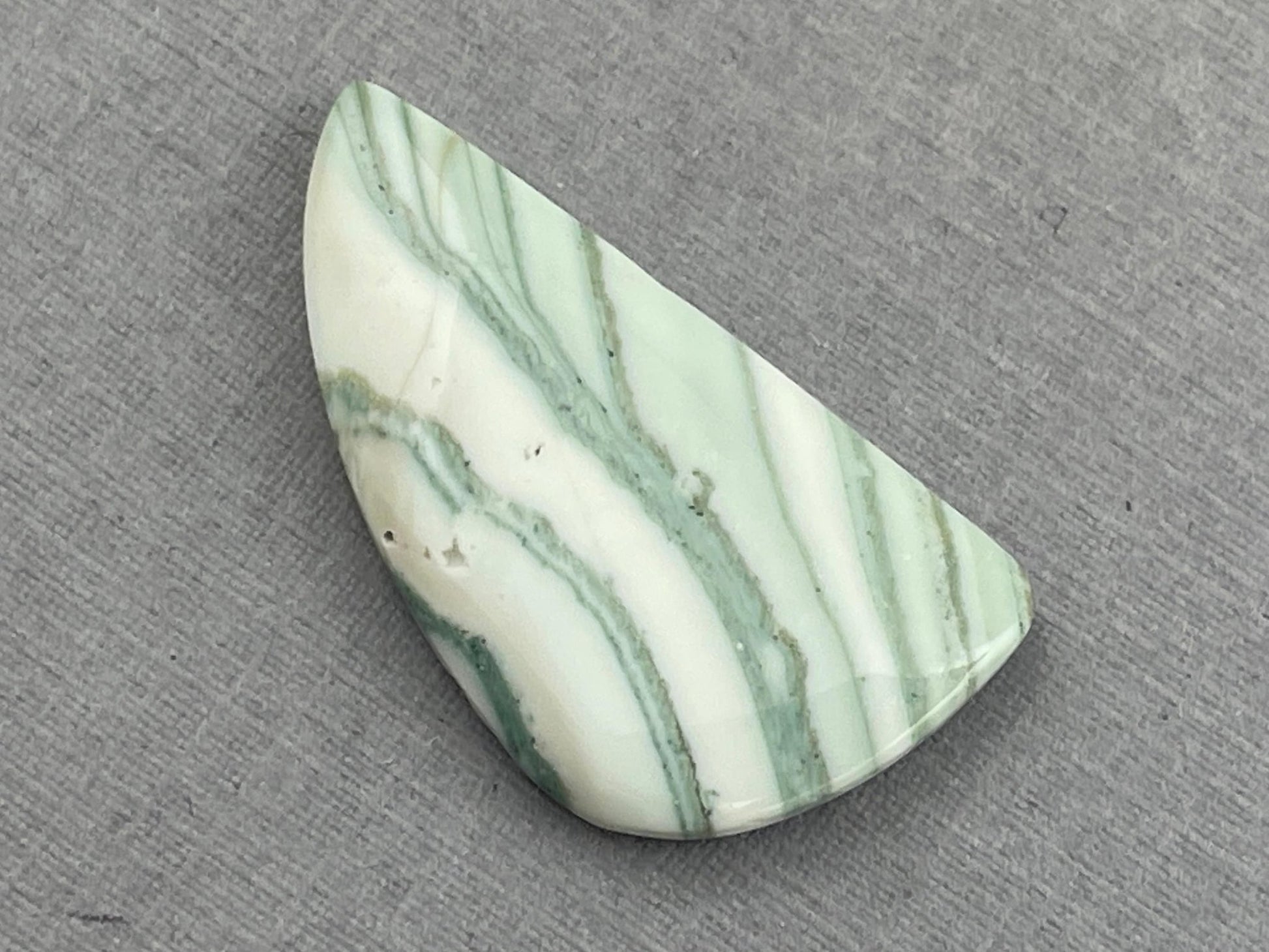 Saturn Chalcedony Cabochon | 28x16 mm | Natural Loose Gemstone | CA315 - Gem Enthusiast