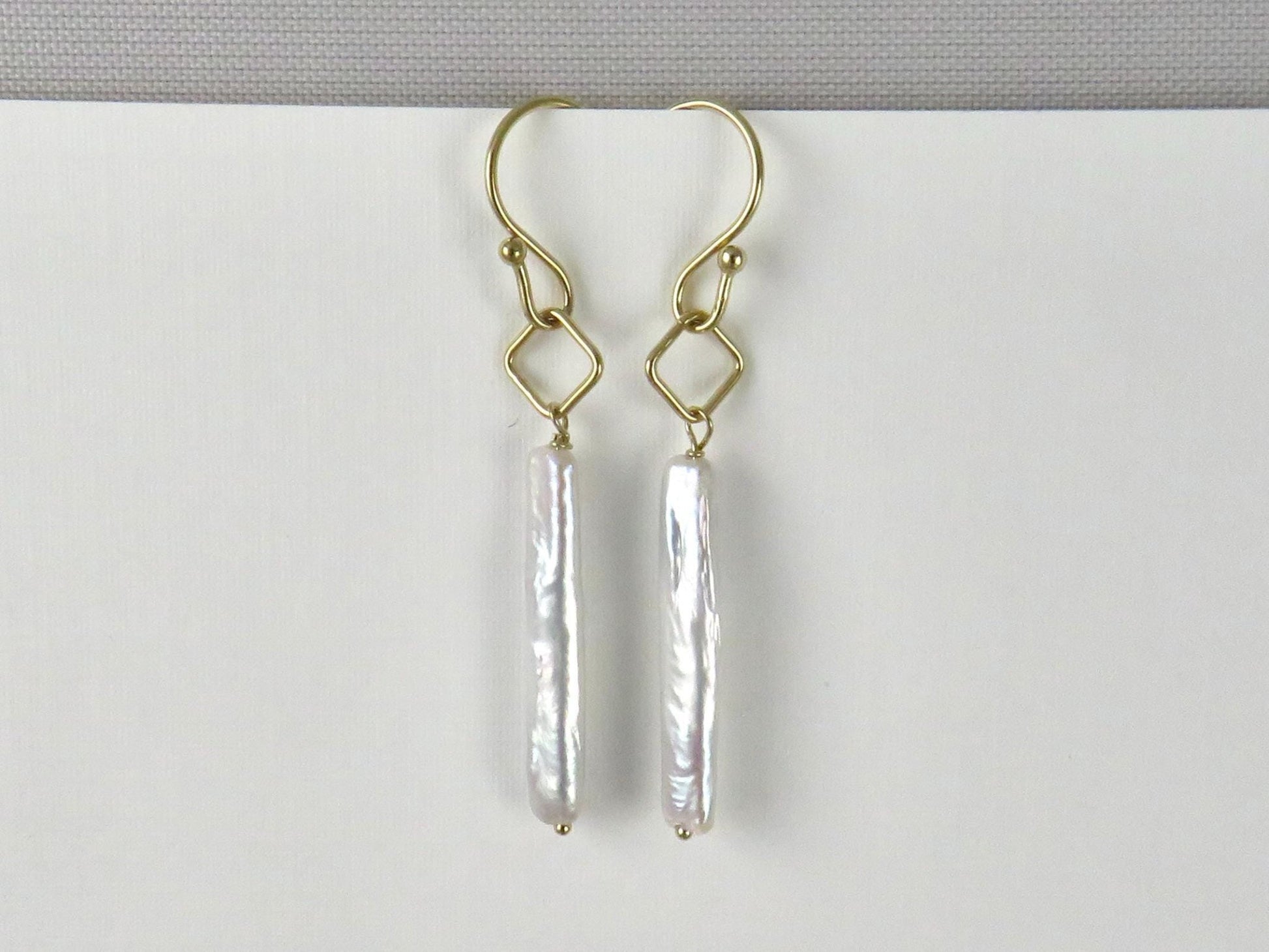 Stick Pearl Drop Earrings | 14K Gold Filled | Freshwater Pearl | White or Purple Peacock | Minimalist Everyday Earrings | Pearl Jewelry Gift - Gem Enthusiast