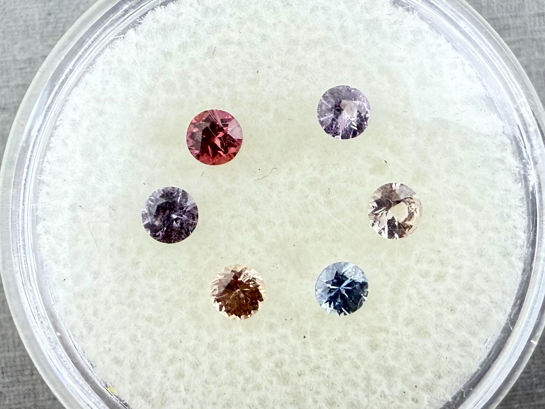 Umba Sapphire Faceted Lot | Top Quality 3mm Natural Gemstones | .75 carat | SF133 - Gem Enthusiast