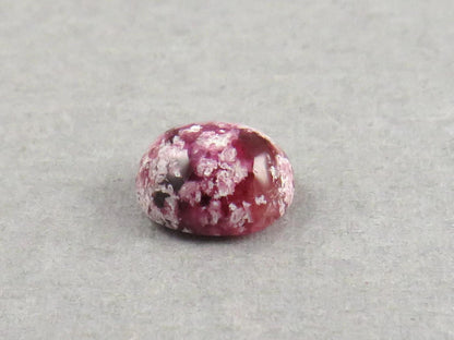 Wah Wah Mountains Red Beryl | RARE Utah Gemstones | 9x8 Oval Cabochon | Made in America | RB102 - Gem Enthusiast