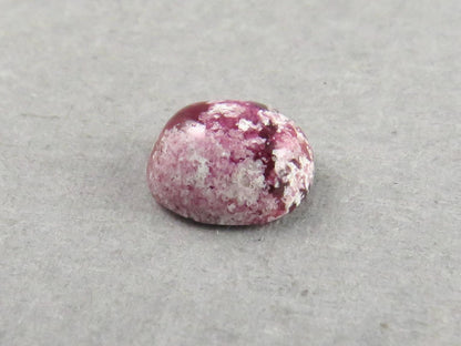 Wah Wah Mountains Red Beryl | RARE Utah Gemstones | 9x8 Oval Cabochon | Made in America | RB102 - Gem Enthusiast